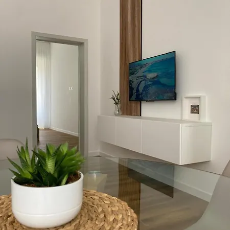 Dante 23 Hébergement de vacances *