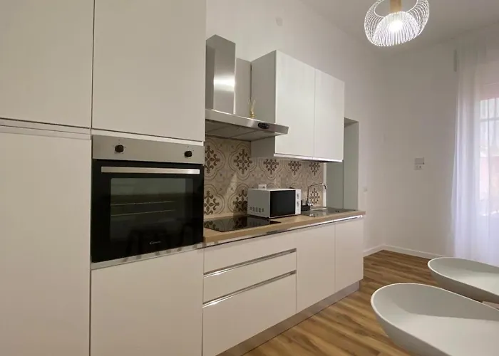 Dante 23 Nyaraló Avola